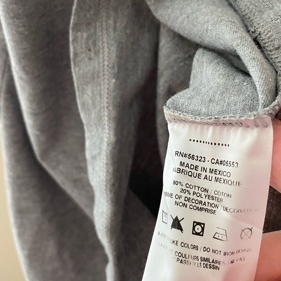 Women’s The Nike Tee Gray Stripe Logo Short Sleeve Top Size XL - Picture 5 of 5